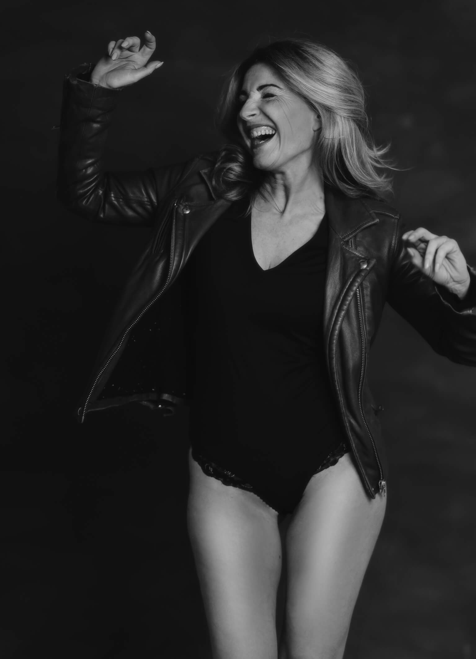 Zakelijk boudoir portret Kristel van Herpt